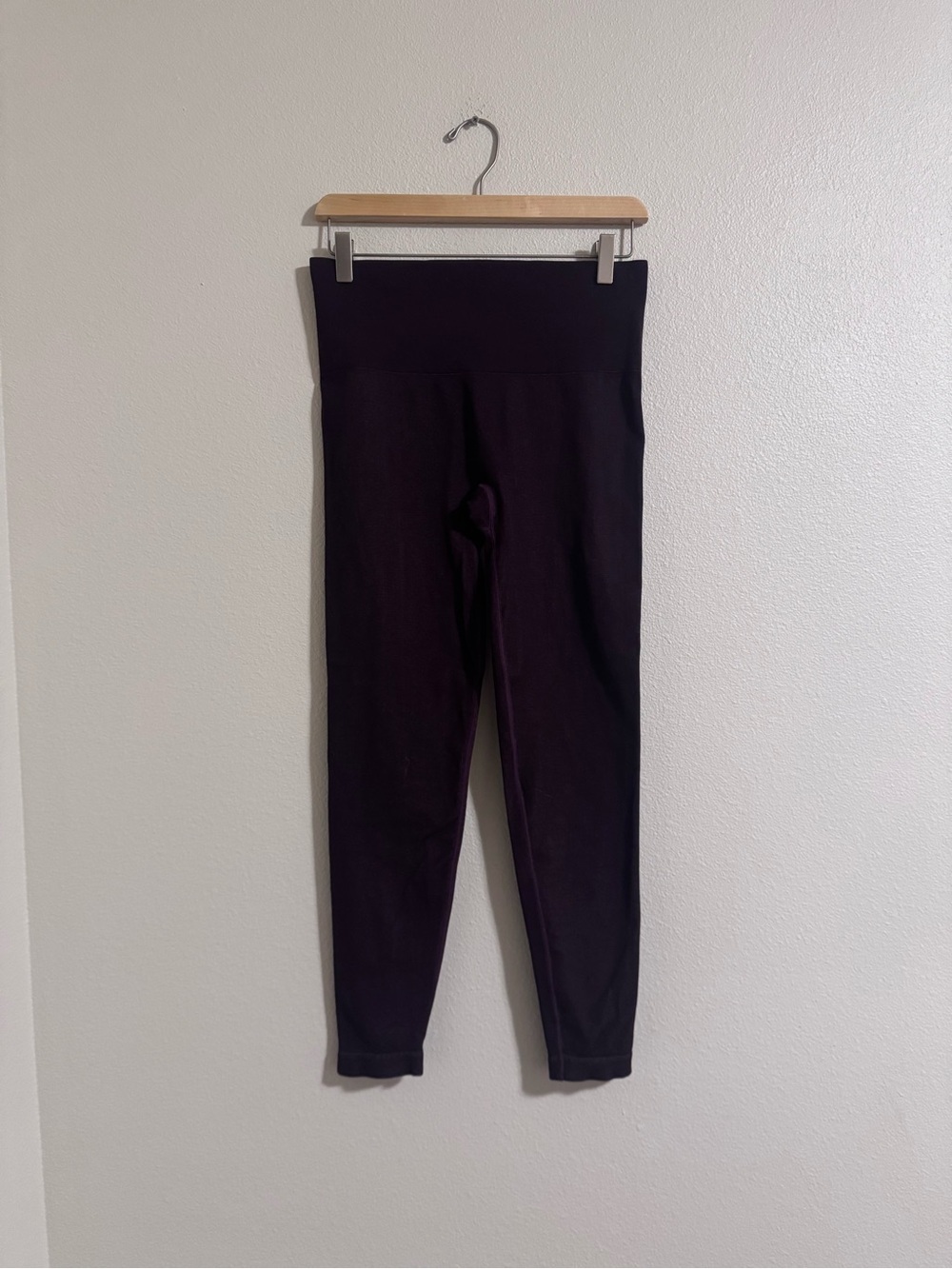 SPANX dark purple seamless shaping leggings